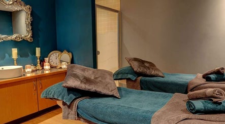 The Wild Pheasant Hotel & Spa, Llangollen image 3