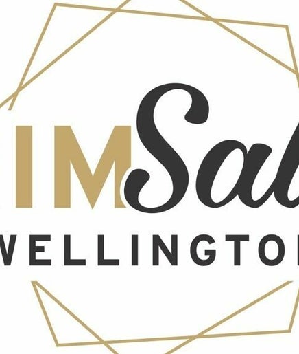 Trim Salon image 2