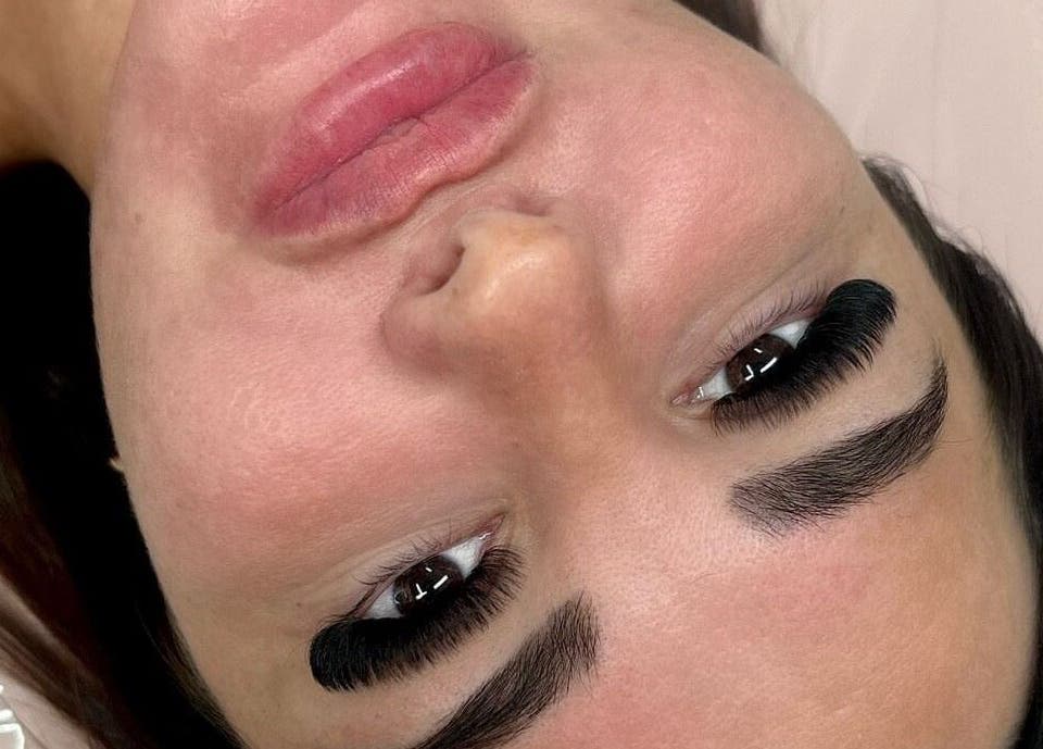 Close-up of full eyelash extensions at So-Phine Lashes, Capalaba, Queensland, AU, showcasing expert application.