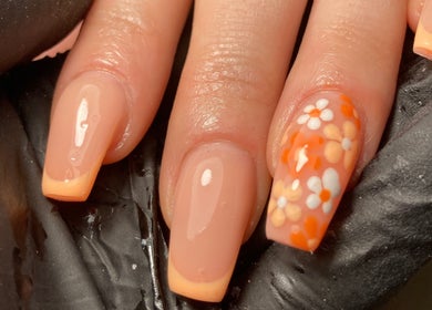 Floral nail art at Rebecca Davies Beauty | CASH ONLY | Kenfig Hill, Wales, GB.
