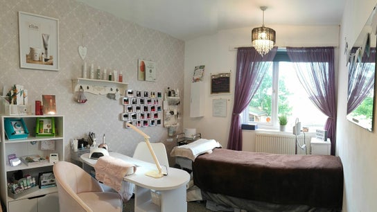 Bev's Beauty Room