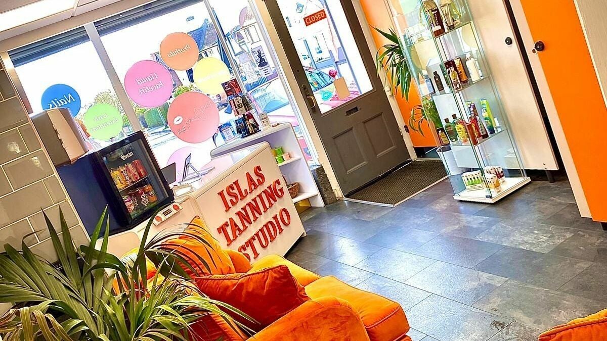 ISLAS Tanning Studio - 177 Roman Bank - Skegness | Fresha