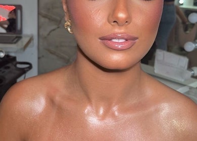 Makeup by Daisy showcases a luminous makeover with glossy lips in Widley, England, GB.