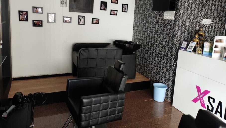 Ayapakkam Salon – obraz 1