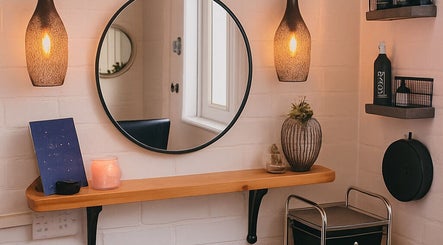 Hair & Healing By Emma Cottrell