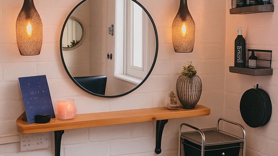 Hair & Healing By Emma Cottrell