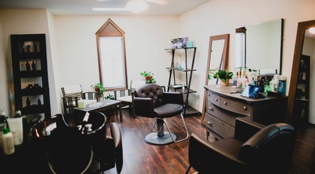 GreenDoor Hair Company