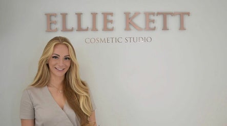 Imagen 2 de Ellie Kett Cosmetic Studio