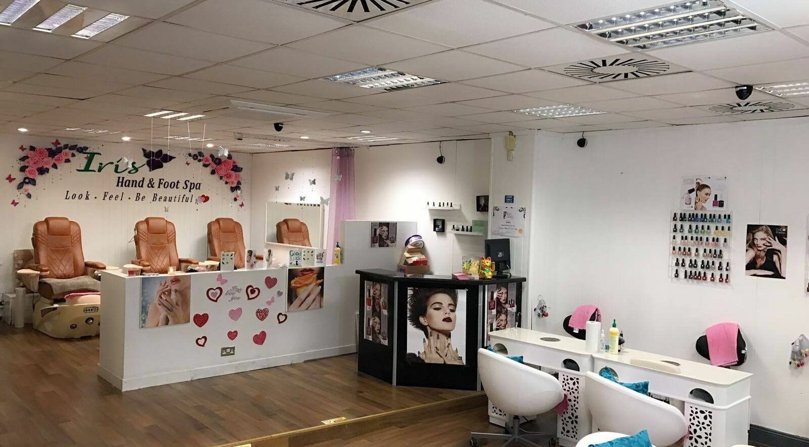 Interior of Charming Hand and Foot Spa Tullamore with cozy chairs and relaxing decor, located in Tullamore, County Offaly, IE.