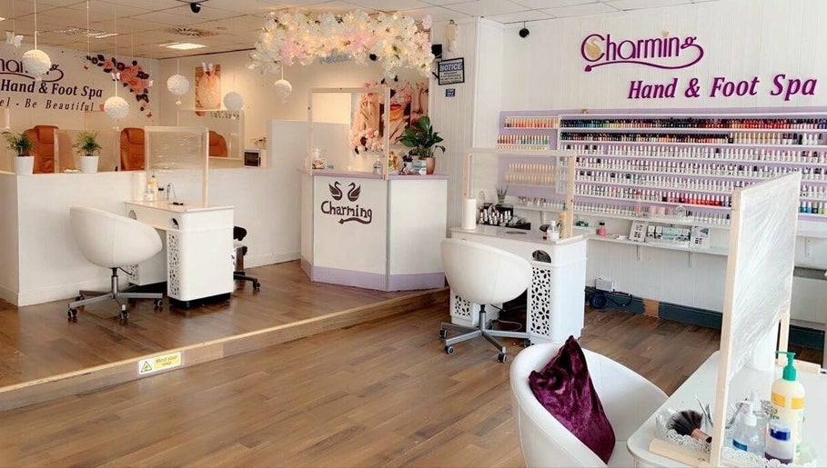 Charming Hand and Foot Spa Tullamore billede 1