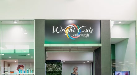 Bellamane Hair Studio image 3