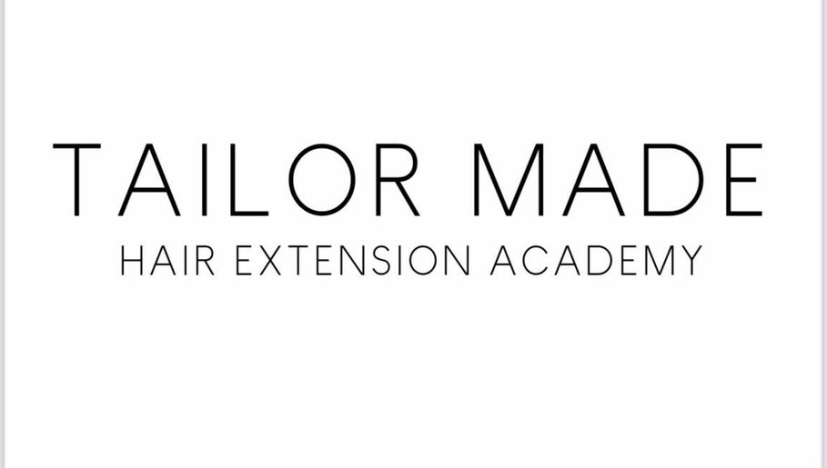 Laura at Tailor Made Hair Extensions imagem 1