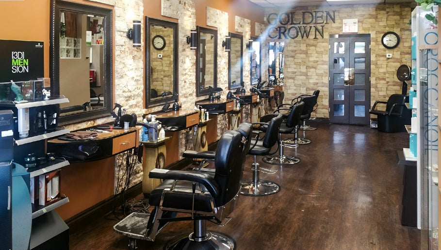 Golden Crown Hair Salon Bild 1