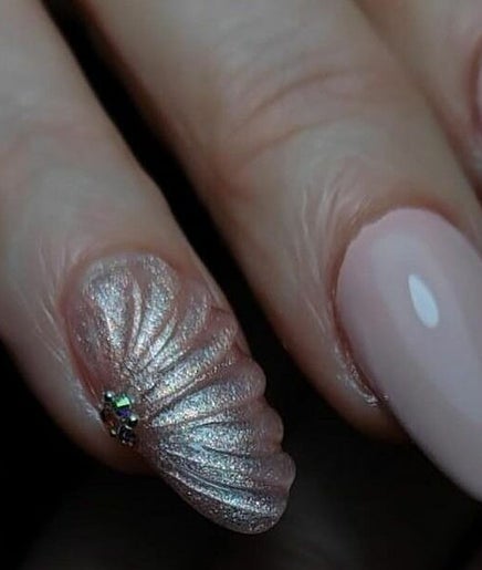 Bentley - Nail Maker image 2