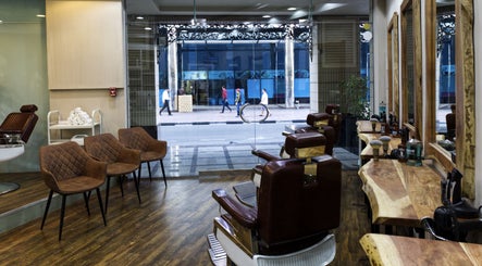 Barbaros Gents Salon image 2
