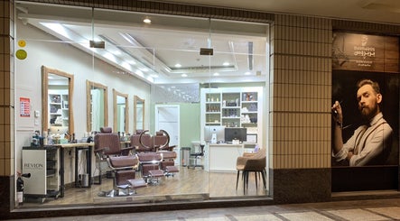 Barbaros Gents Salon image 3