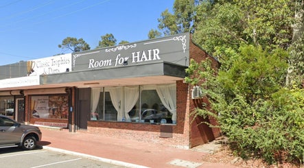 Room for Hair 3paveikslėlis