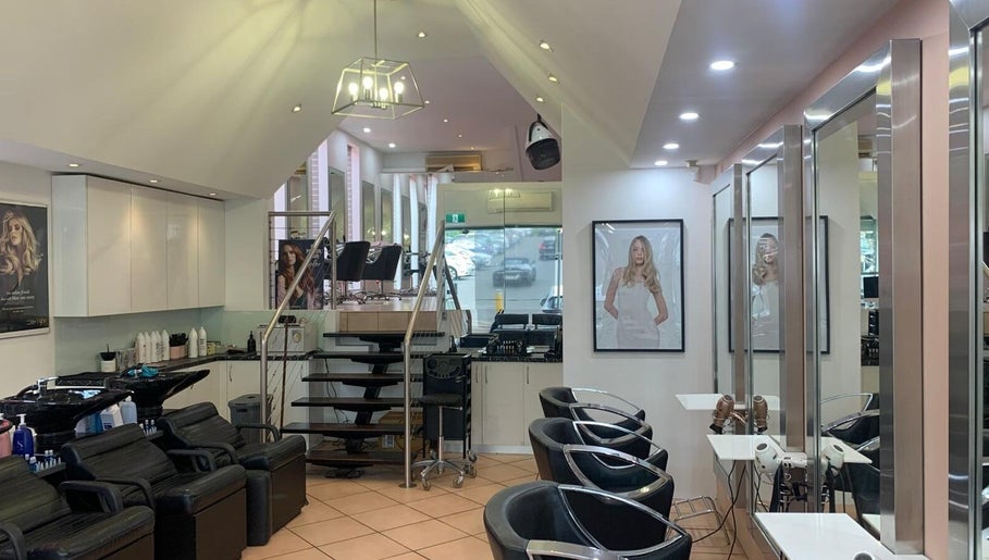 The Edge Hair Salon image 1