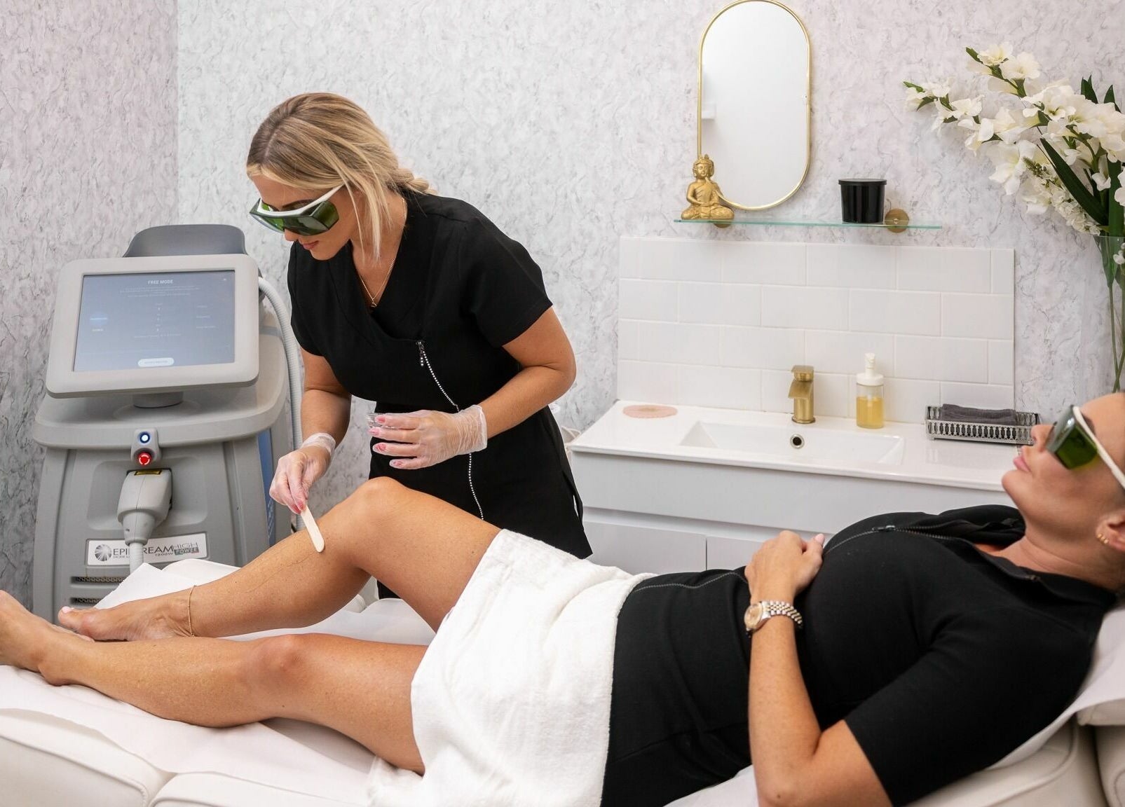 Laser hair removal at Pamper Parties - Bella Rose, West Wickham, England, GB. A tranquil and professional setting.