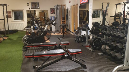 Damian gilder personal training studio