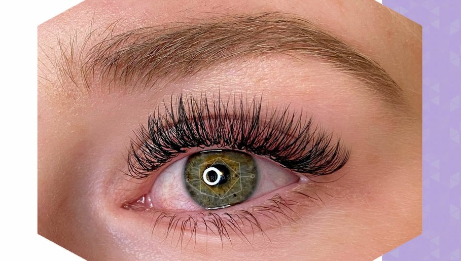 BriLash, lashes & brows image 1