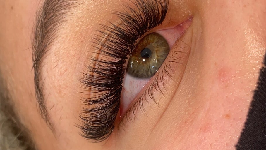 AW Beauty image 1