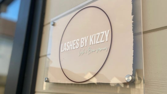 Lashes by Kizzy @ The Cabin