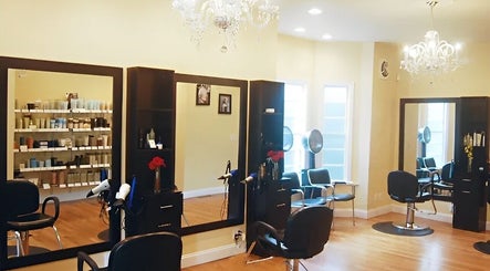 Salon Femia