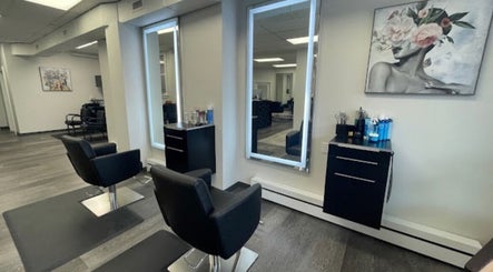 Salon Femia image 3