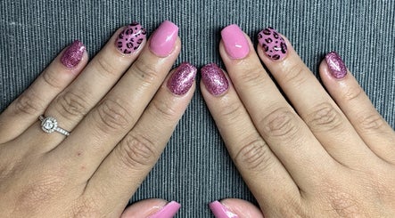 Emma Louise Beauty Salon image 3