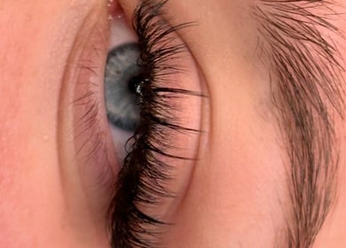 Close-up of eye with beautifully styled lashes at BebeLashx, London, England, GB.