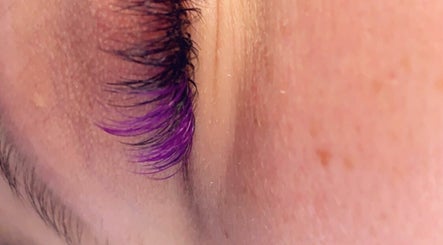 Meraki Lash Lounge image 2