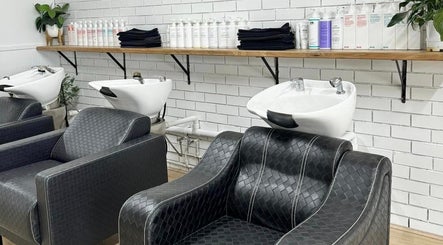 Spencer the Salon, bild 2