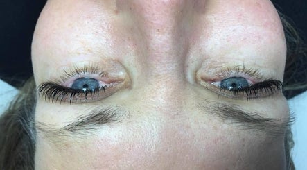 Lashes Lashes & More image 3