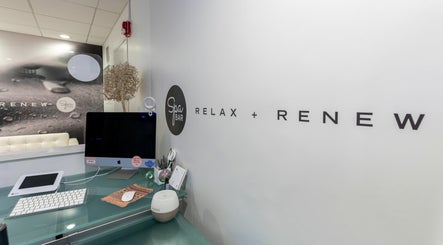 Spa Bar Miami image 3