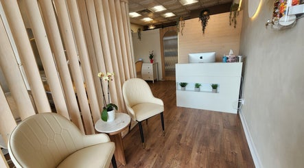 ALMA Beauty Bar image 2