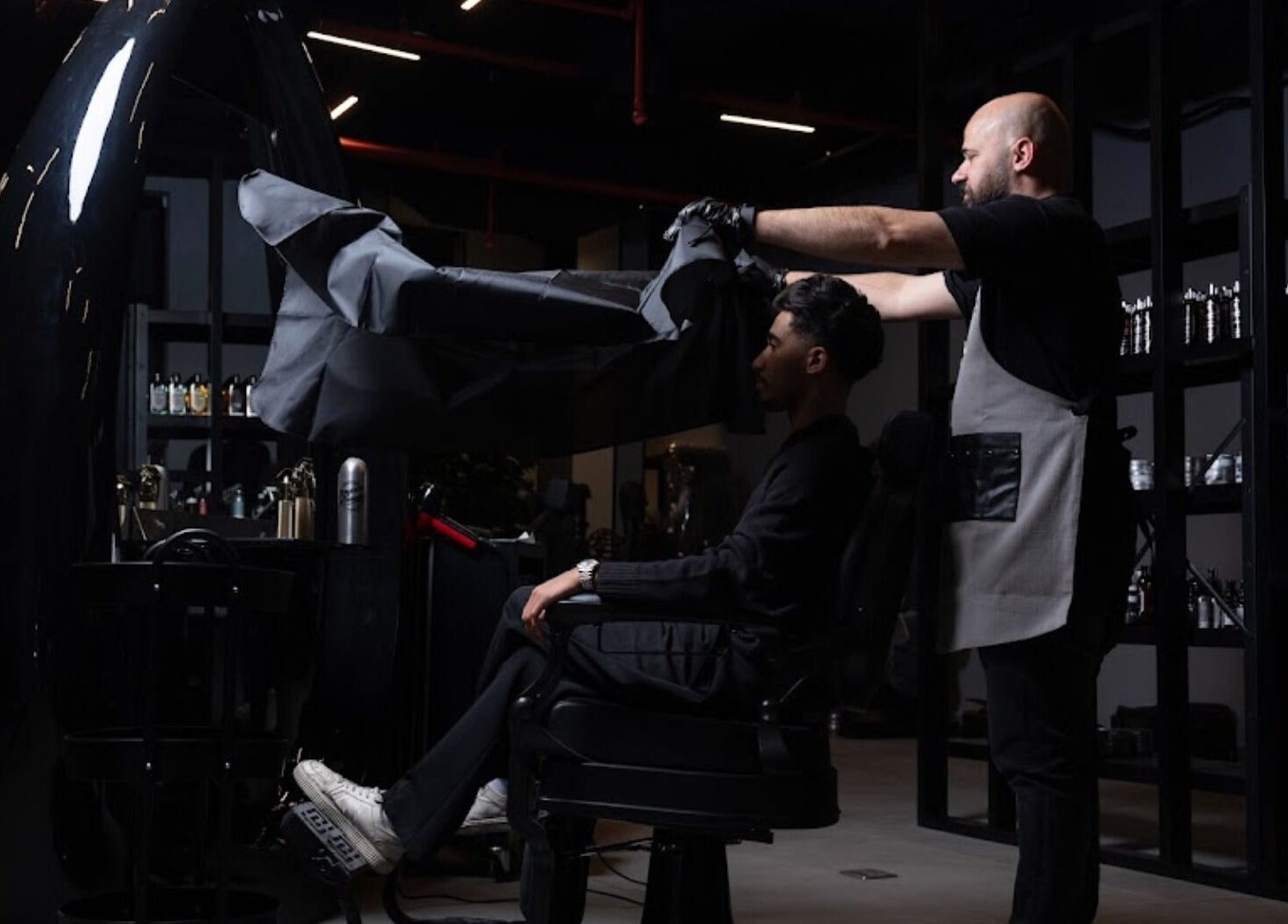 Men's haircut at Toni Vayz | Men | Elite Lounge Shorofat Park, Shorofat Park, SA; modern interior.