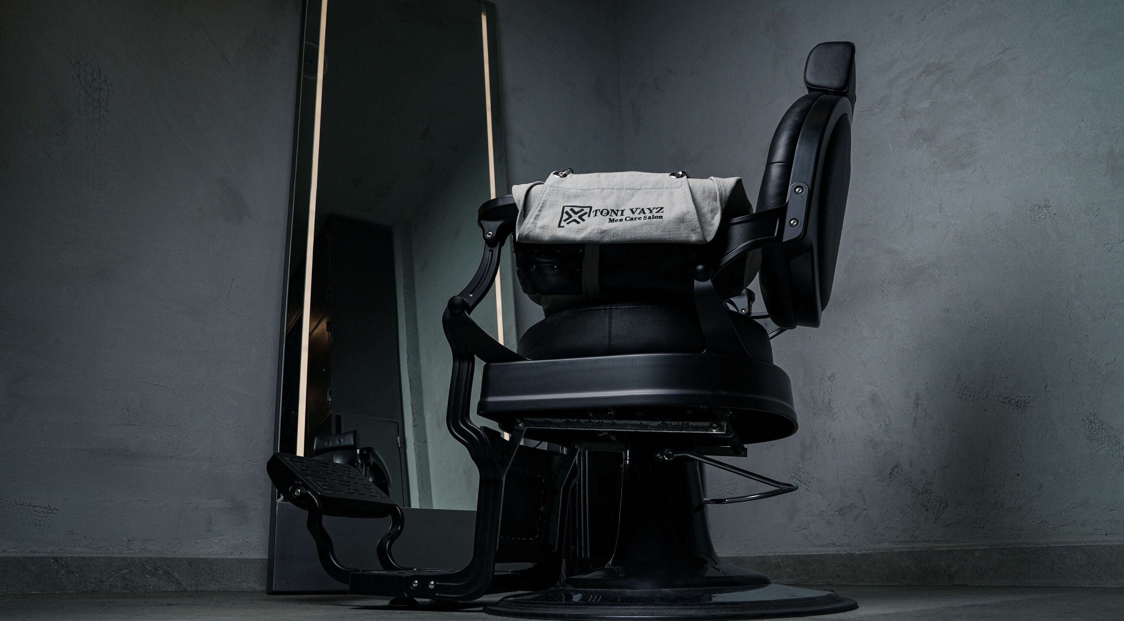 Luxury barber chair at Toni Vayz | Men | Alkhobar Alshubaily, Ansab Plaza, SA, enhances grooming experience.