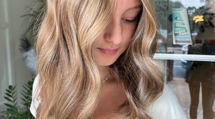 Mist & Mane Salon Bild 2