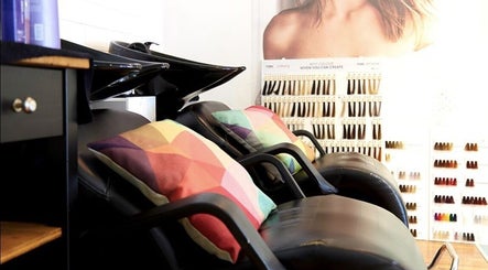 Colour Queenz image 3