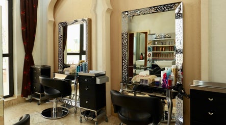 Pace Eluce Ladies Salon - The Ritz Carlton Hotel