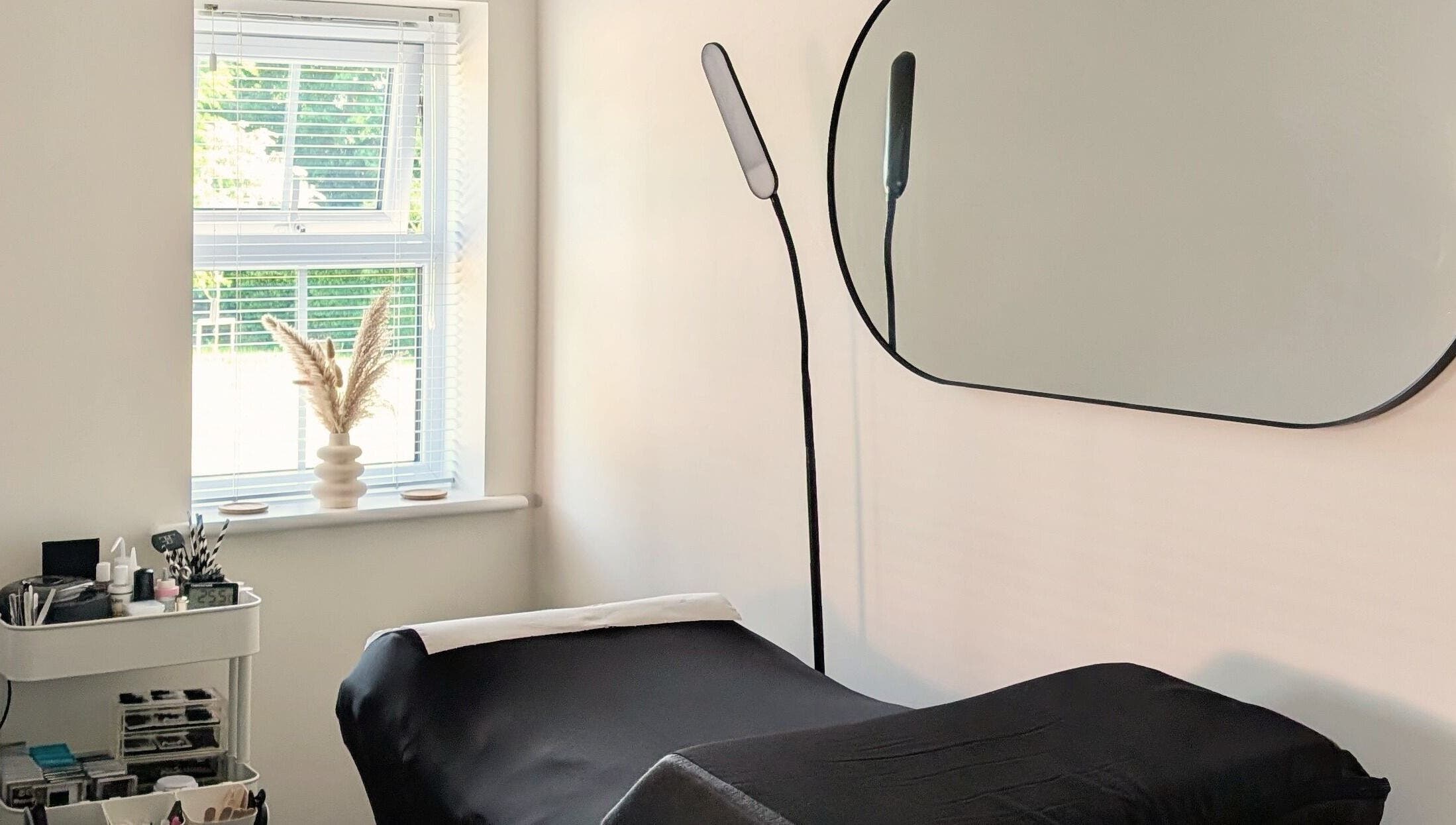 Modern lash treatment room at Lashes by Judie in Hatfield Peverel, England, GB with elegant decor and soothing ambiance.