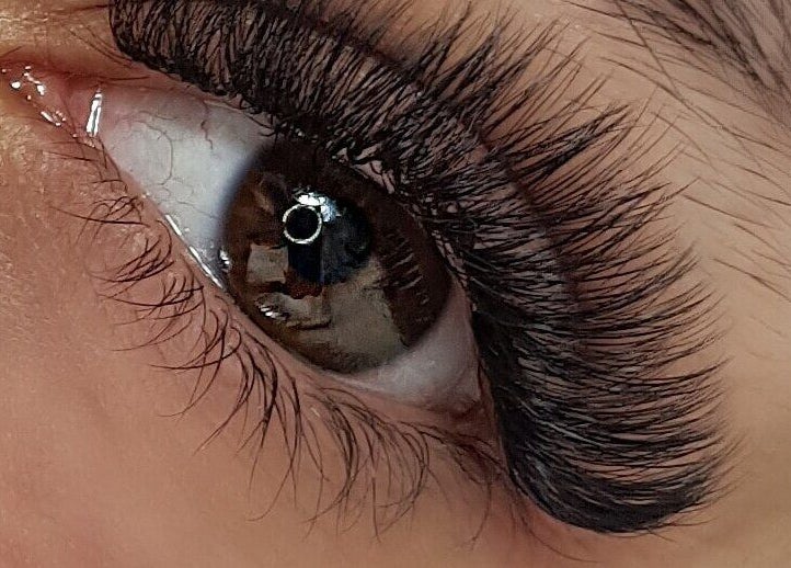 Close-up of expertly applied eyelash extensions at Lashes by Judie, Hatfield Peverel, England, GB.