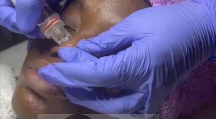 Facial treatment at Dingemo Deluxe Spa- Mobile Service in Abuja, Federal Capital Territory, NG.