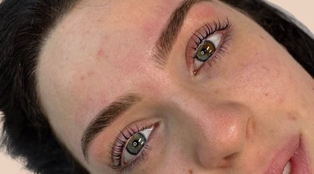Close-up of groomed eyebrows at SKARA ARTISTRY, Melbourne, Victoria, AU, showcasing beauty and precision.