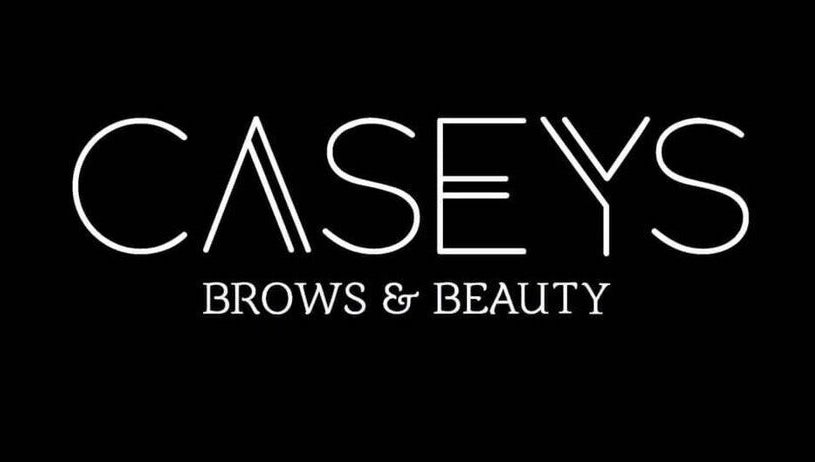 Caseys Brows and Beauty imaginea 1