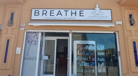 Breathe Hair & Beauty – obraz 3