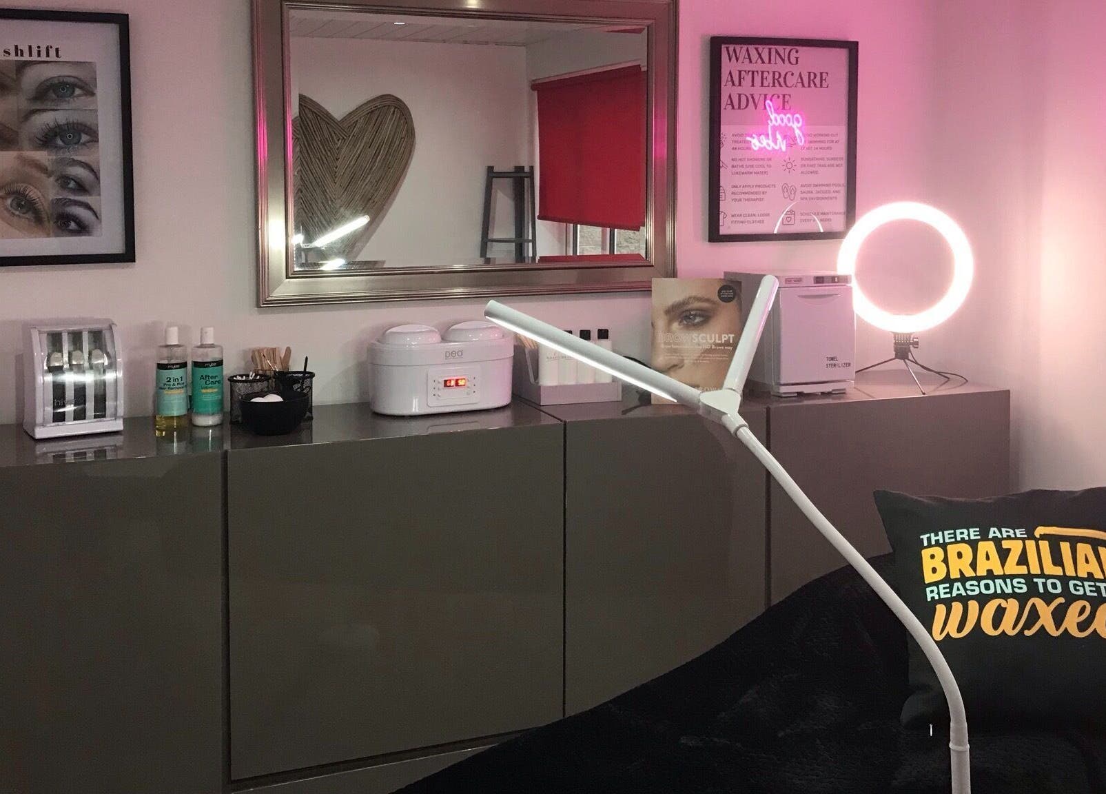 Elaine Ferris Waxing & Beauty Studio in Bishopbriggs, Scotland, GB features a stylish, modern treatment room.