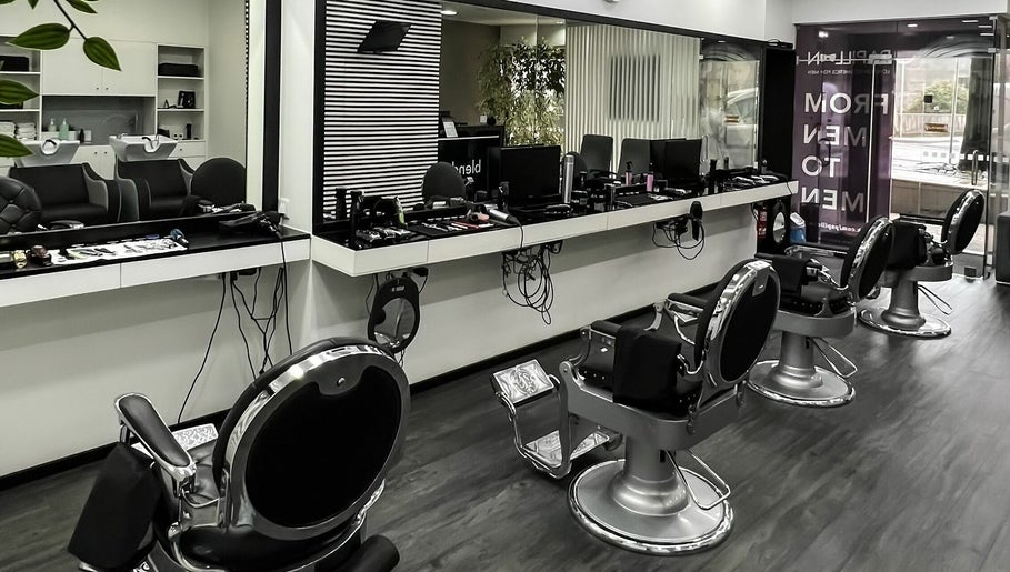 Blend Men's Salon | Taipas image 1