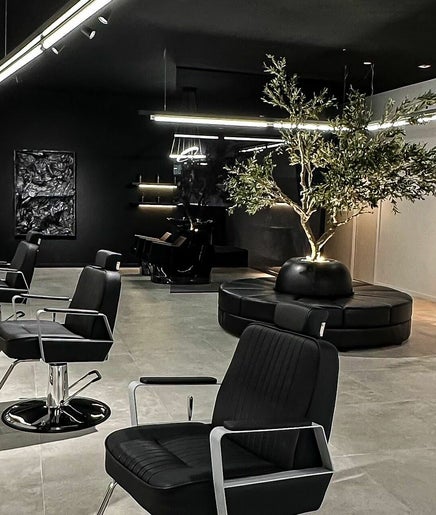 Blend Men's Salon | Braga, bild 2